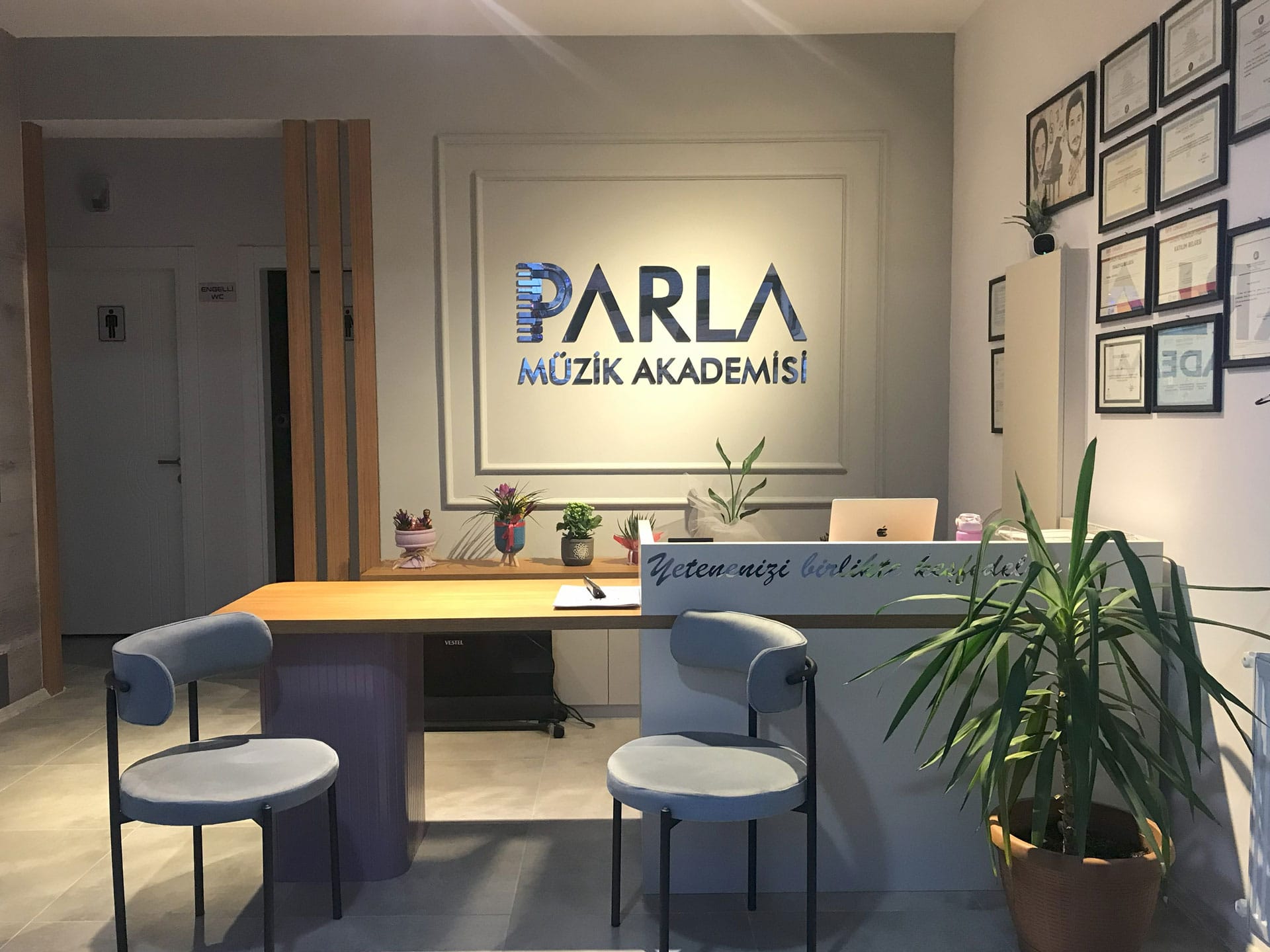 parla-iletisim-01
